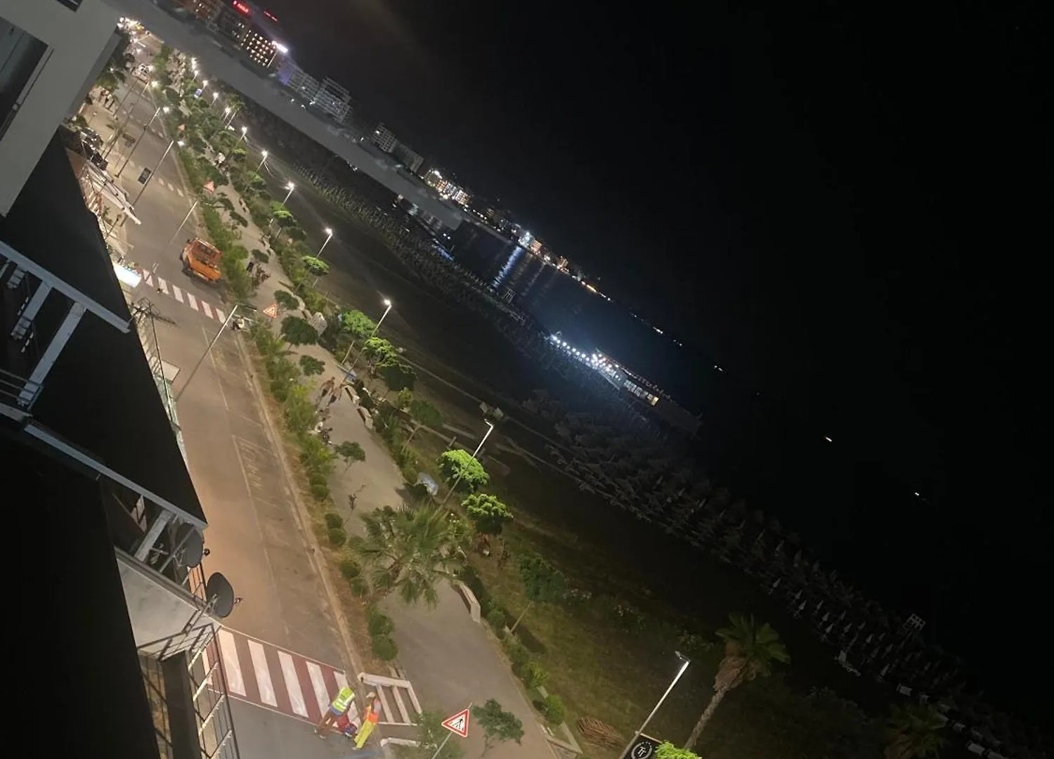 Apartment Albi Apartmet Beachfront In Shengjin Albania